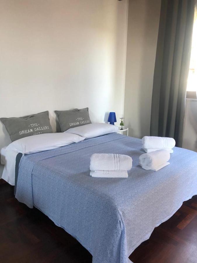 Bed and Breakfast Attico By Marconi 11 Besozzo Exterior foto