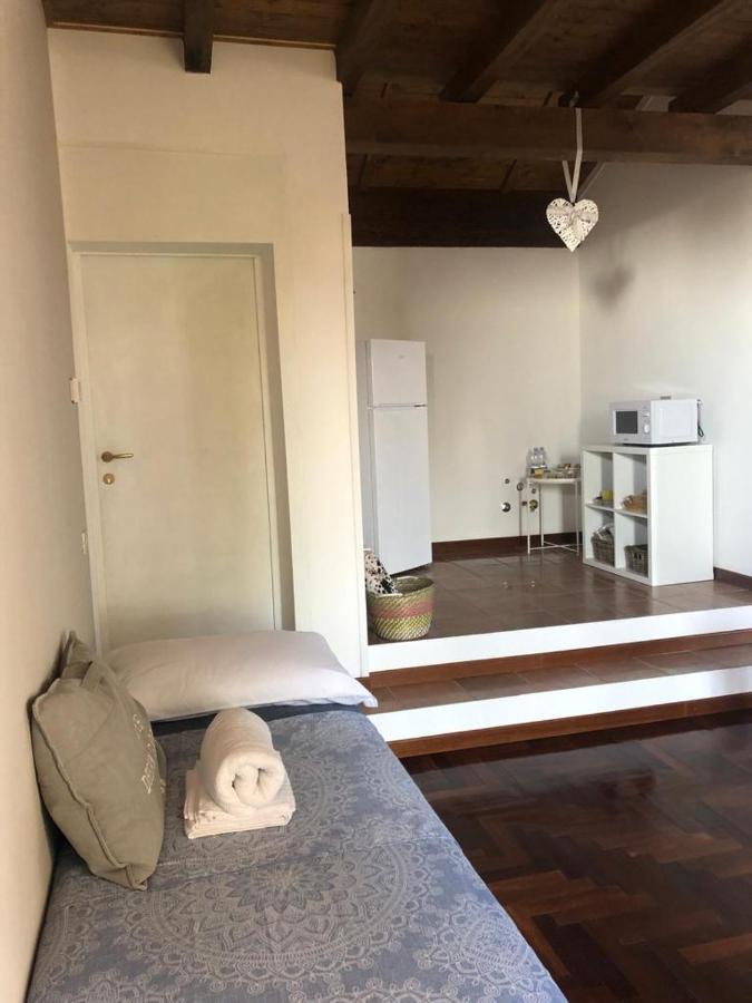 Bed and Breakfast Attico By Marconi 11 Besozzo Exterior foto