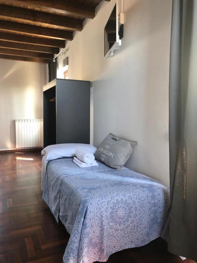 Bed and Breakfast Attico By Marconi 11 Besozzo Exterior foto