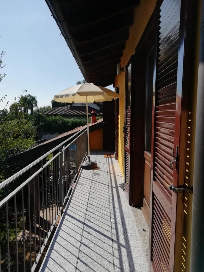 Bed and Breakfast Attico By Marconi 11 Besozzo Exterior foto